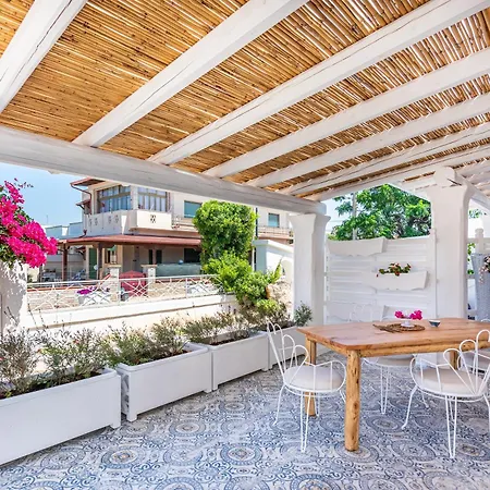 Tatil Evi Terrazza E Conchiglie Torre Suda